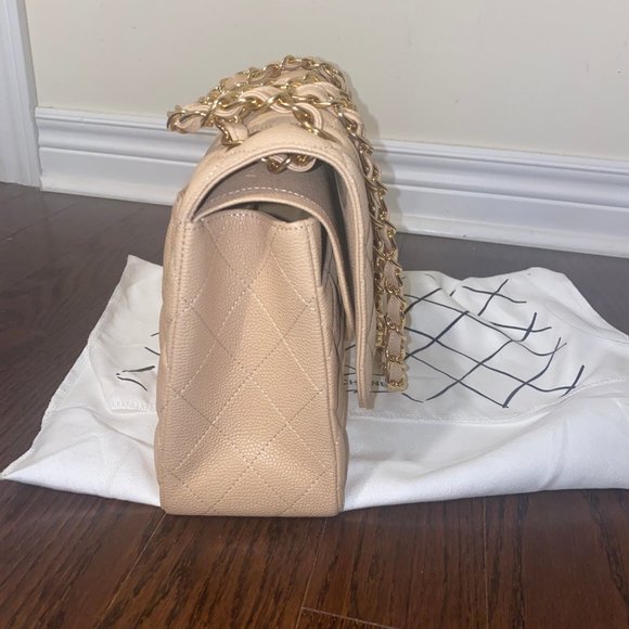 Chanel Classic Jumbo Flap - Picture 4 of 8